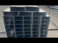 mittelgroße, galvanisierte Wandkabelträger für die kundenspezifische Steuerung von elektrischen Leitungen