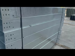 Innen-Außen-Hot Dip Galvanisiertes Kabeltrey mit Lüftungs- oder Perforationskanal