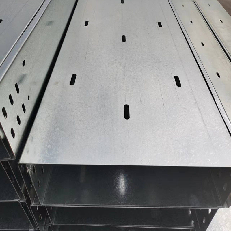 Leichtgewichtige rechteckige verschiedene Zubehör Aluminiumkabelfach für einfache Installation